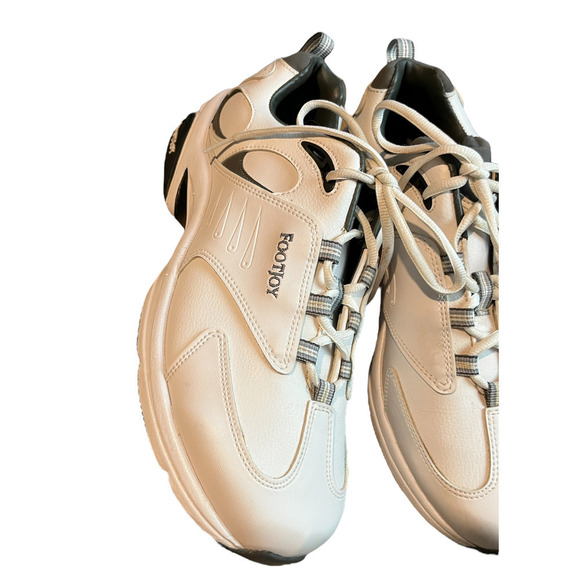 Disney Christmas 2025 Lil Rin Rin Plush Badge Red New